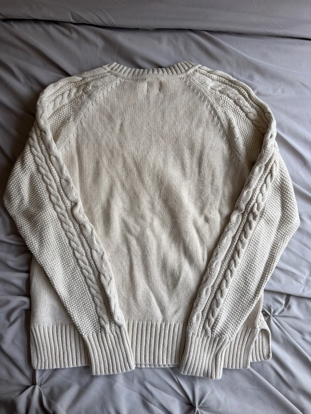 Barley Worn Gap Cable Knit Sweater
